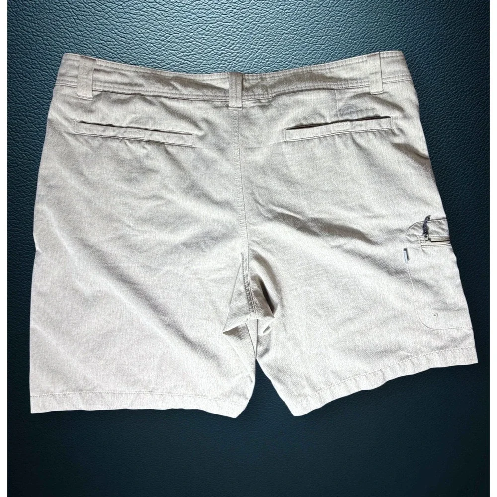 Magellan Outdoors Aransas Pass Hybrid Fish Gear Shorts Size 40